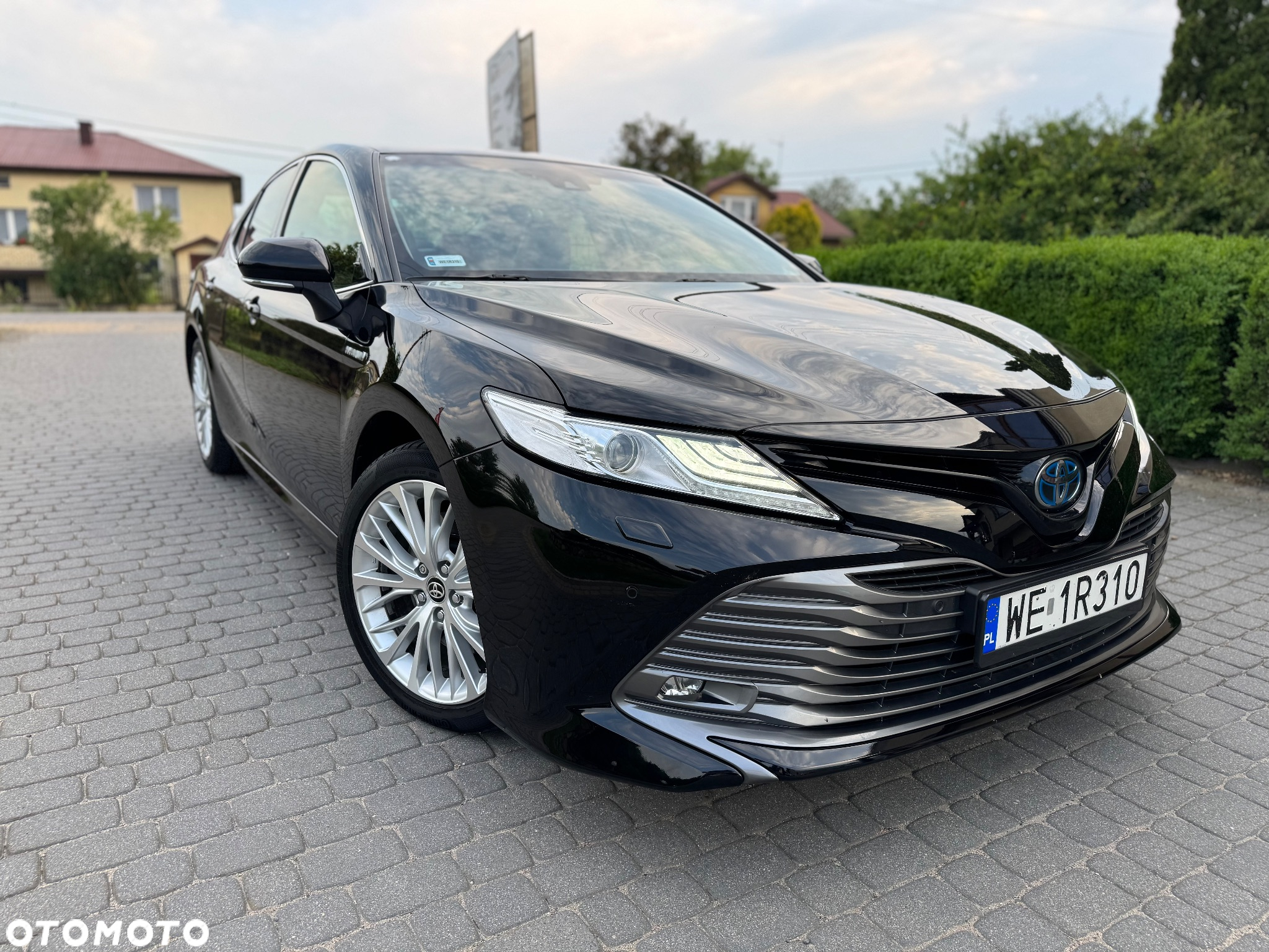 Toyota Camry 2.5 Hybrid Executive CVT - 4