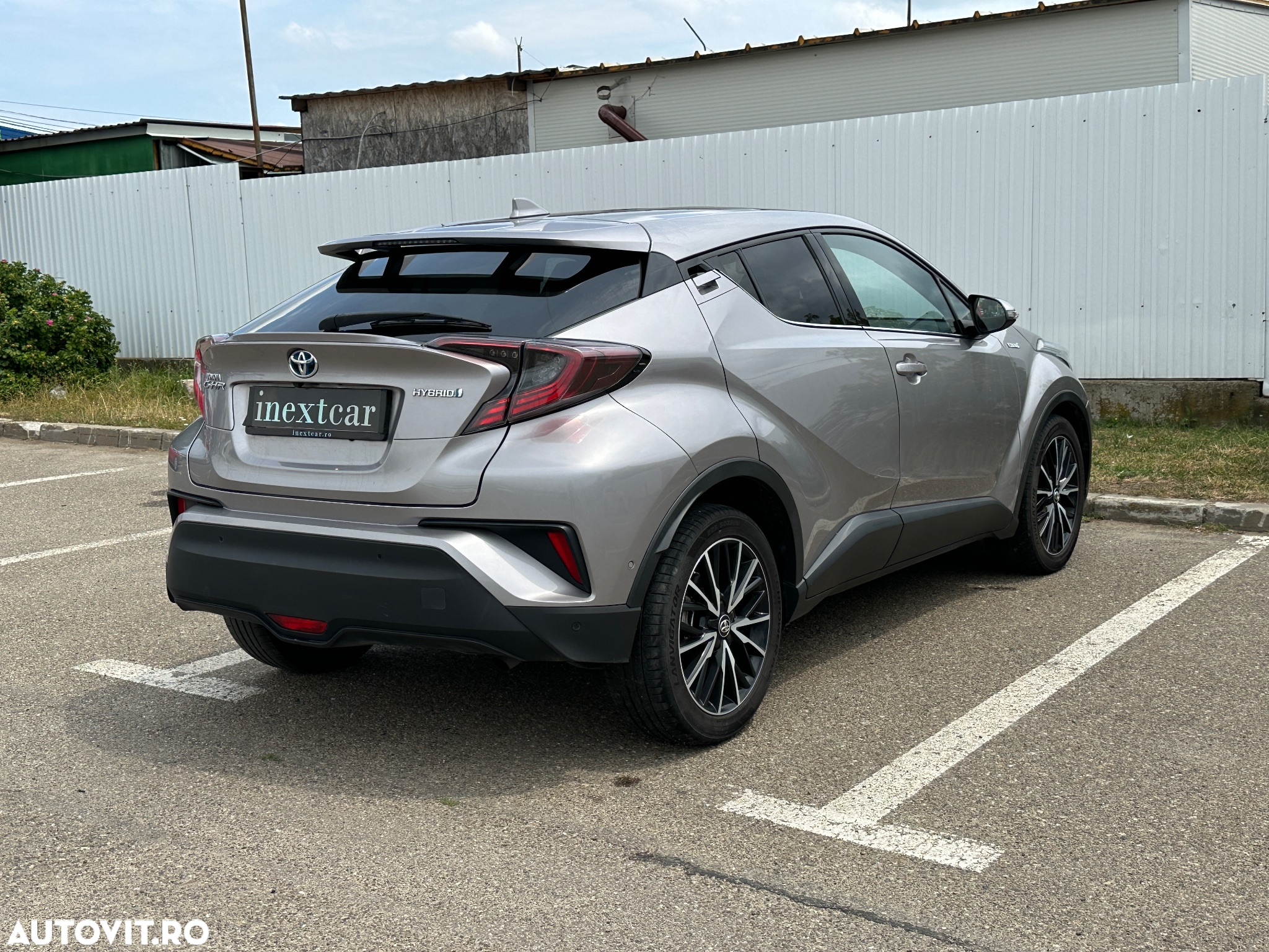 Toyota C-HR 1.8 HSD 4x2 CVT C-lassy LED - 4