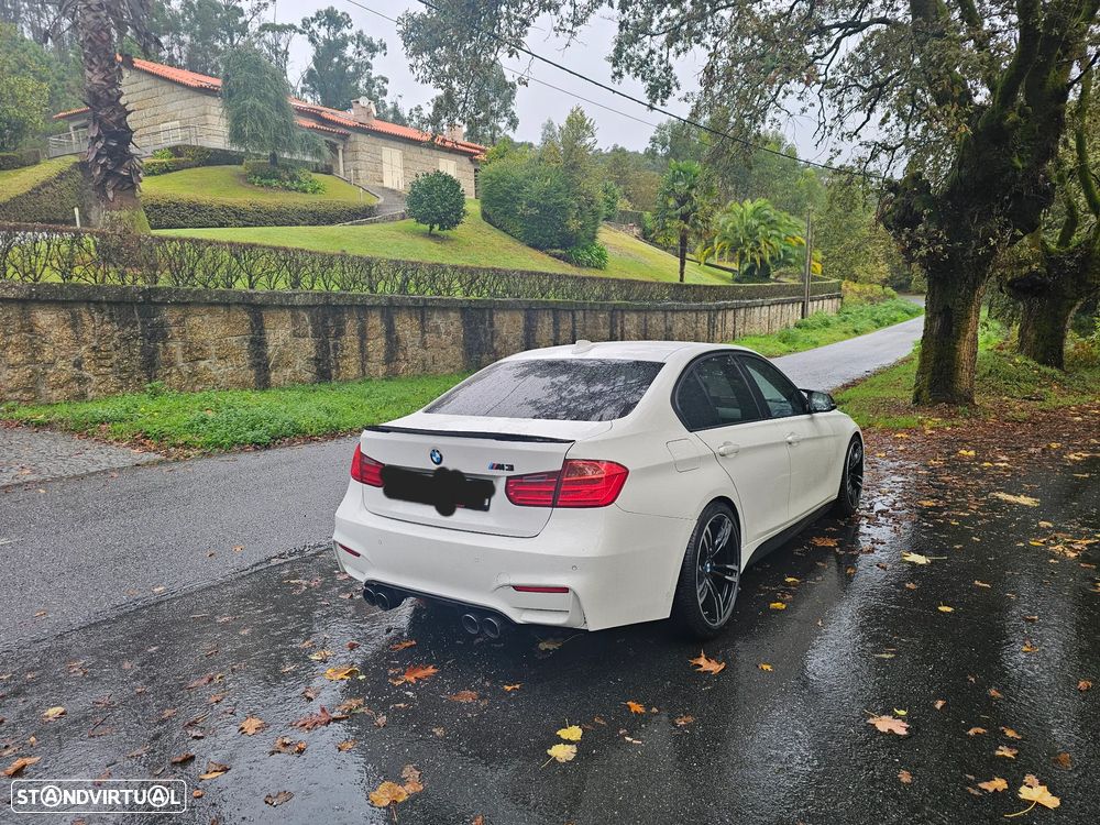 BMW 318 d M Sport - 2