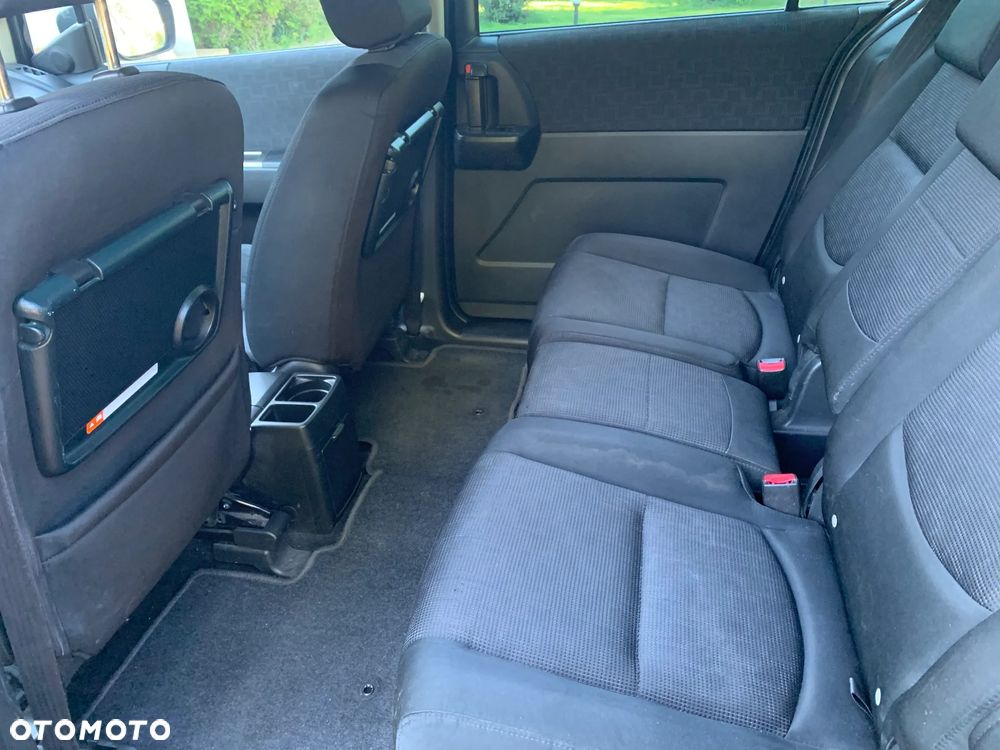 Mazda 5 - 8