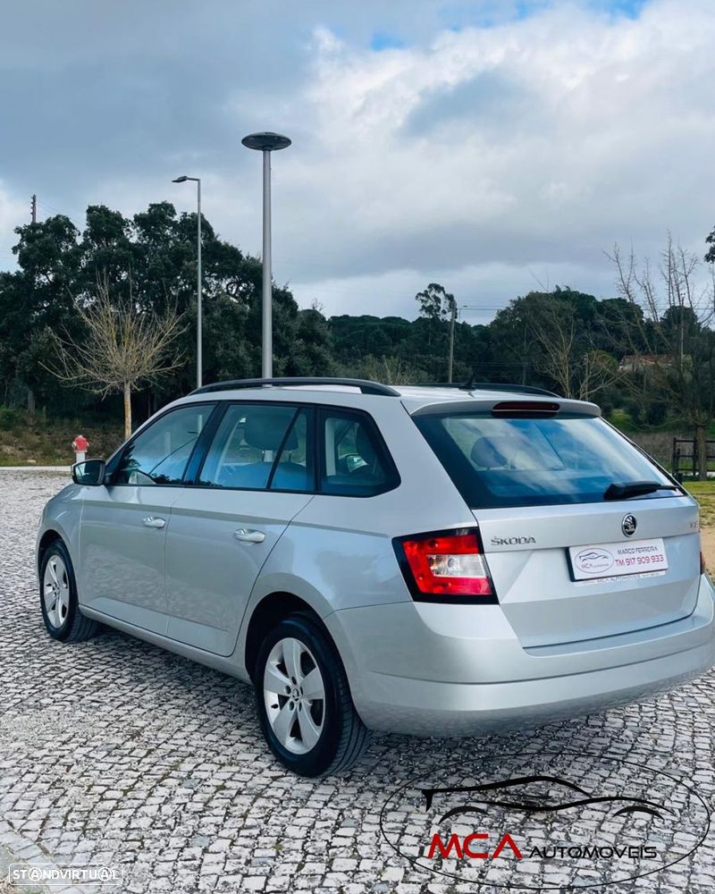 Skoda Fabia Break 1.0 Style - 26