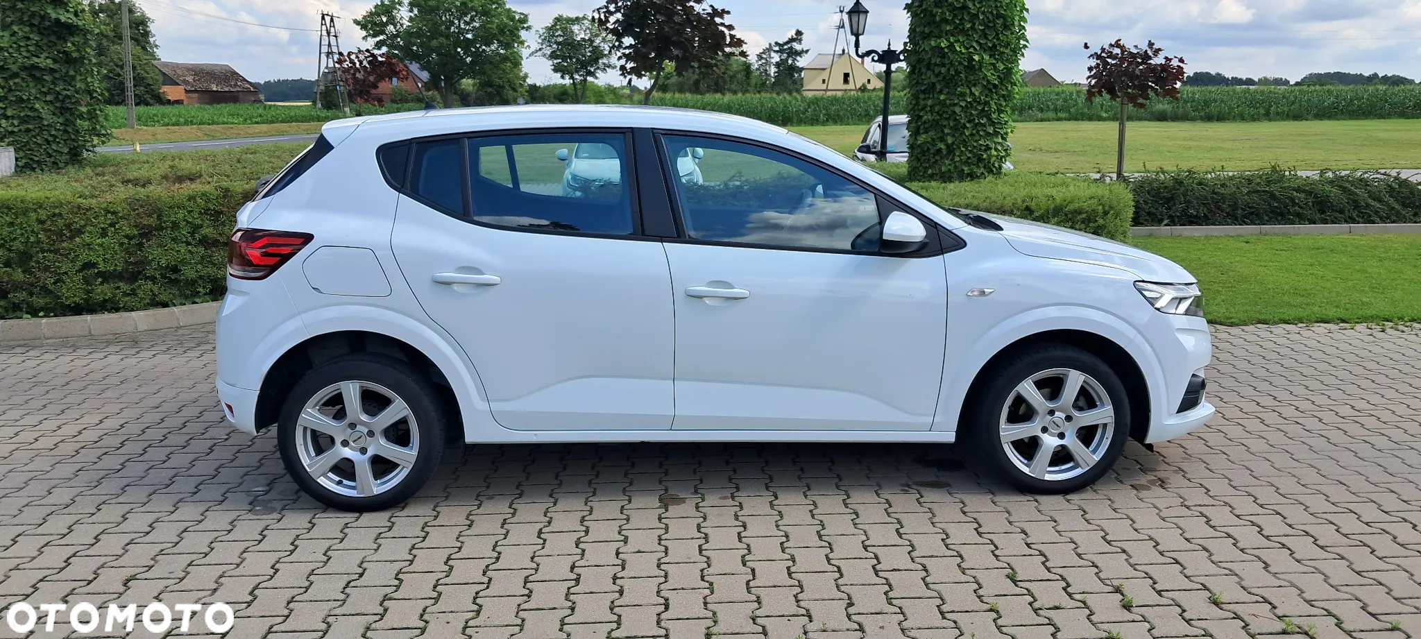 Dacia Sandero SCe 65 Essential - 12