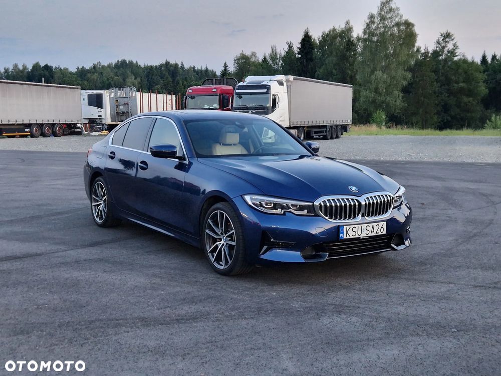 BMW Seria 3 330i Sport Line - 12