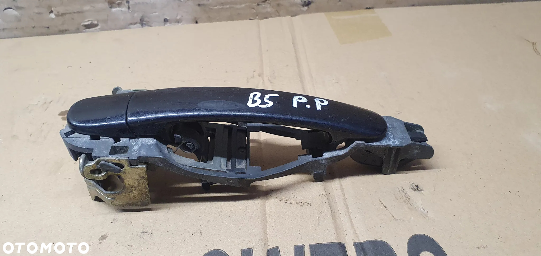 Klamka prawy przód przednia prawa VW Passat B5 FL - 2