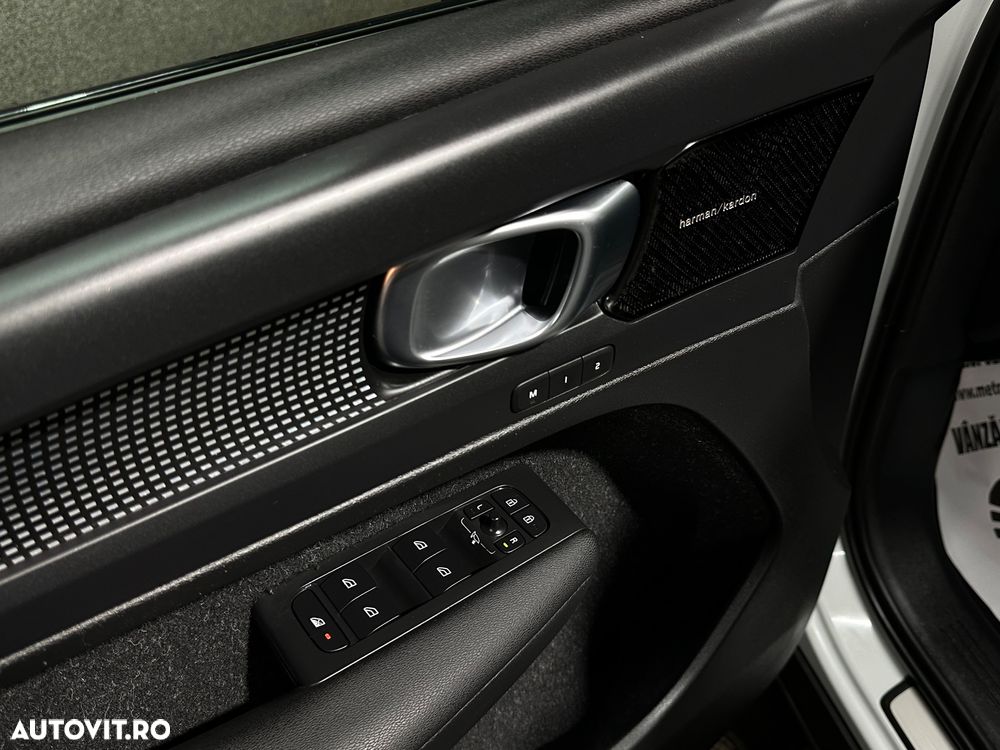 Volvo XC 40 D3 AWD R-Design - 20