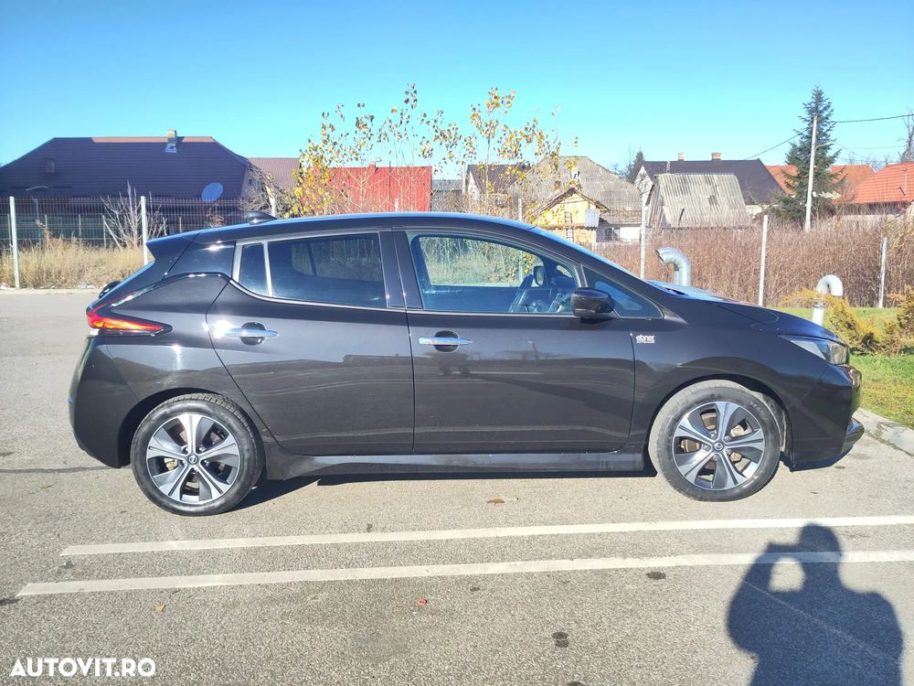 Nissan LEAF 40 kWh N-Connecta - 4