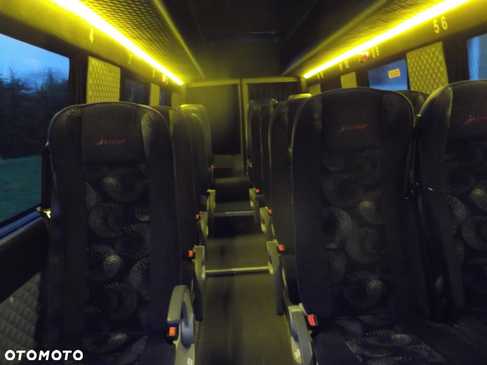 Mercedes-Benz Sprinter  Autobus(15+1) - 13