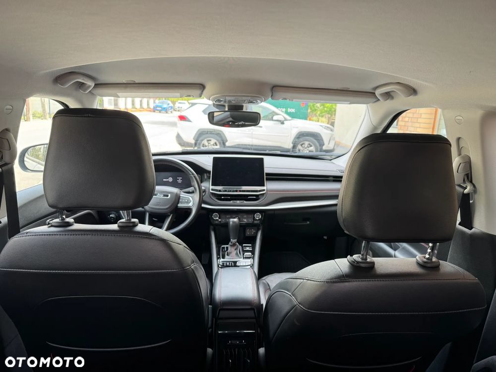 Jeep Compass - 10