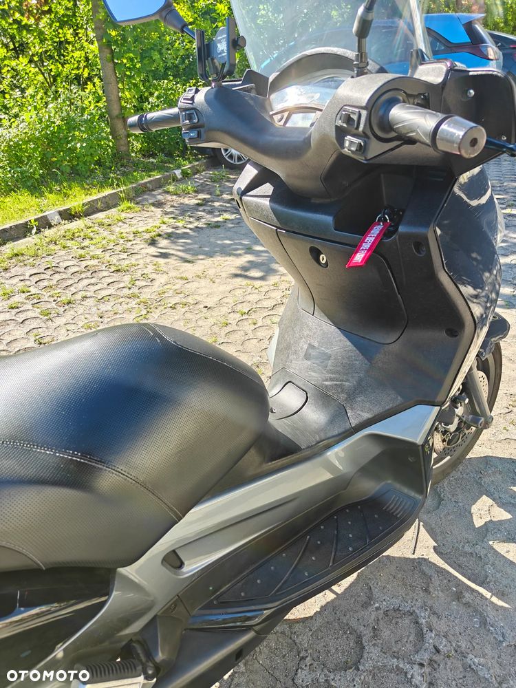 Yamaha X-max - 20