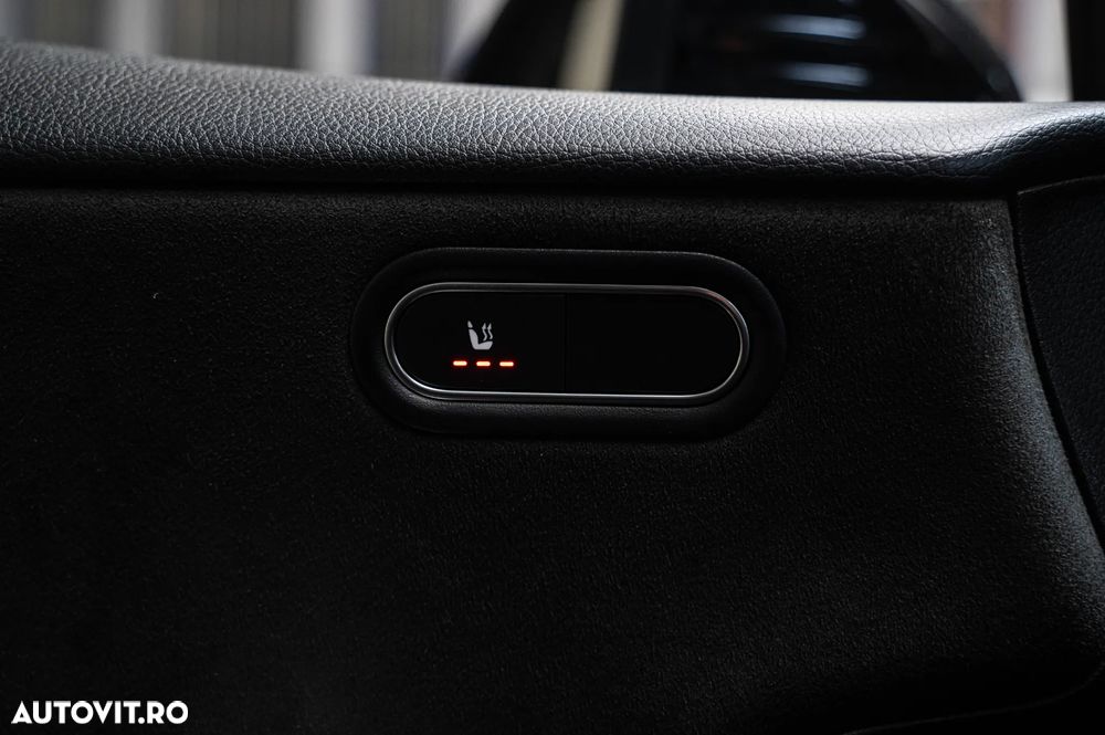 Mercedes-Benz A 180 d Sedan 7G-DCT AMG Line - 26