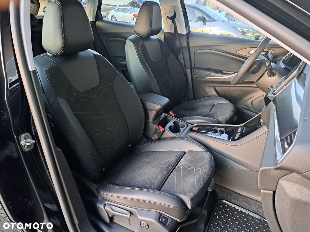 Opel Grandland 1.2 T mHEV GS S&S eDTC6 - 20