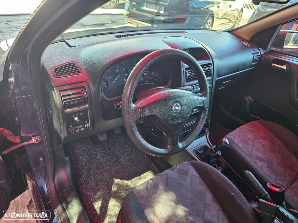 Opel Astra 1.4i 16V Sport - 7