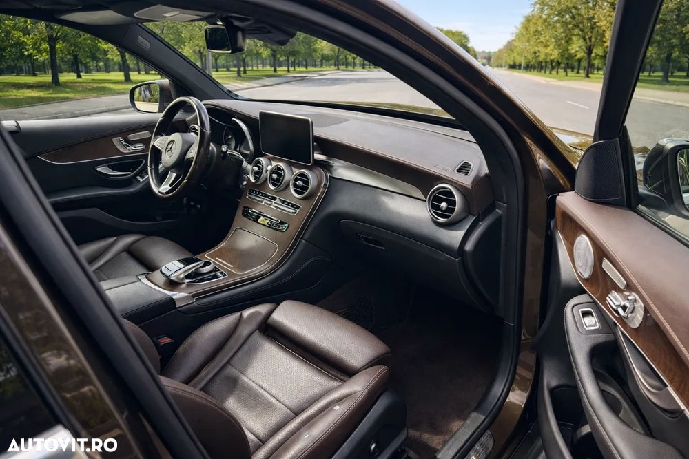 Mercedes-Benz GLC - 17