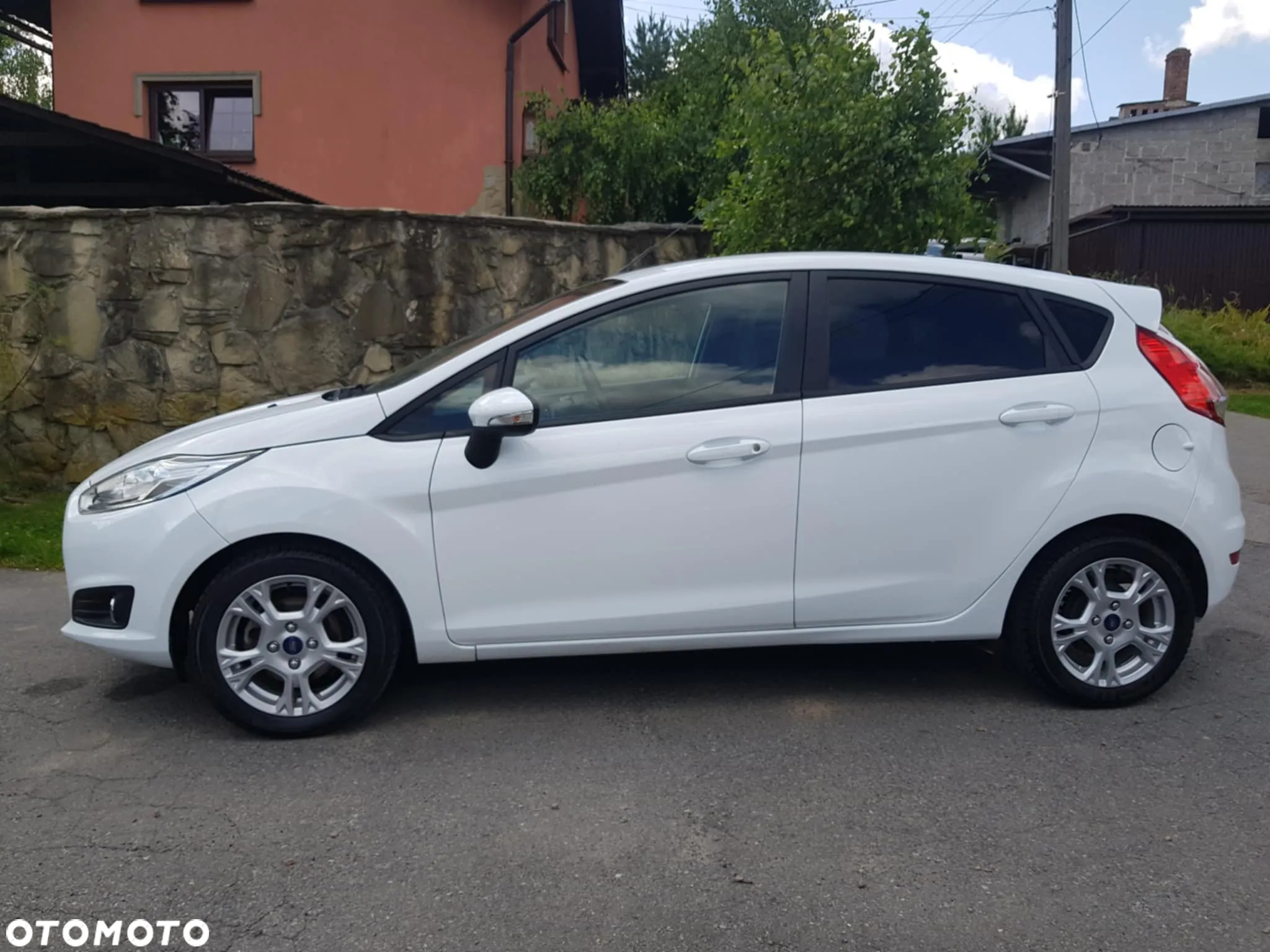 Ford Fiesta - 22