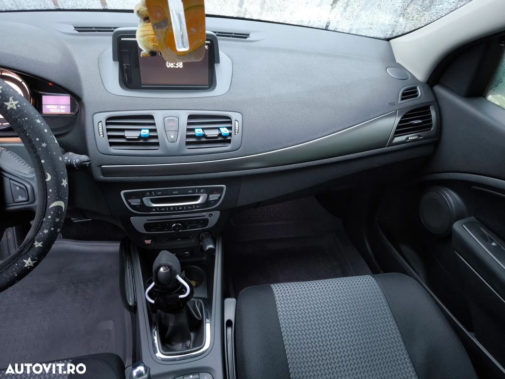 Renault Megane 1.5 dCi Expression - 9