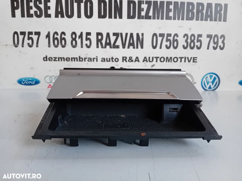 Modul Incarcare Wirelles Scrumiera Vw Passat B8 AN 2014-2020 Cod 3G1863071A Motor DFG Cutie UAX - 2