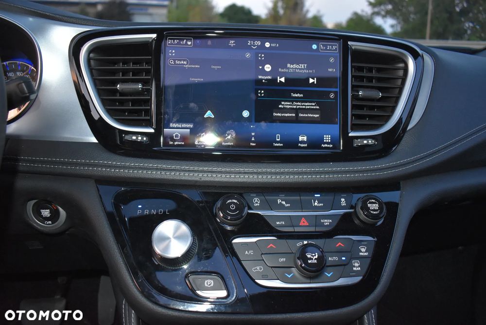 Chrysler Pacifica - 34