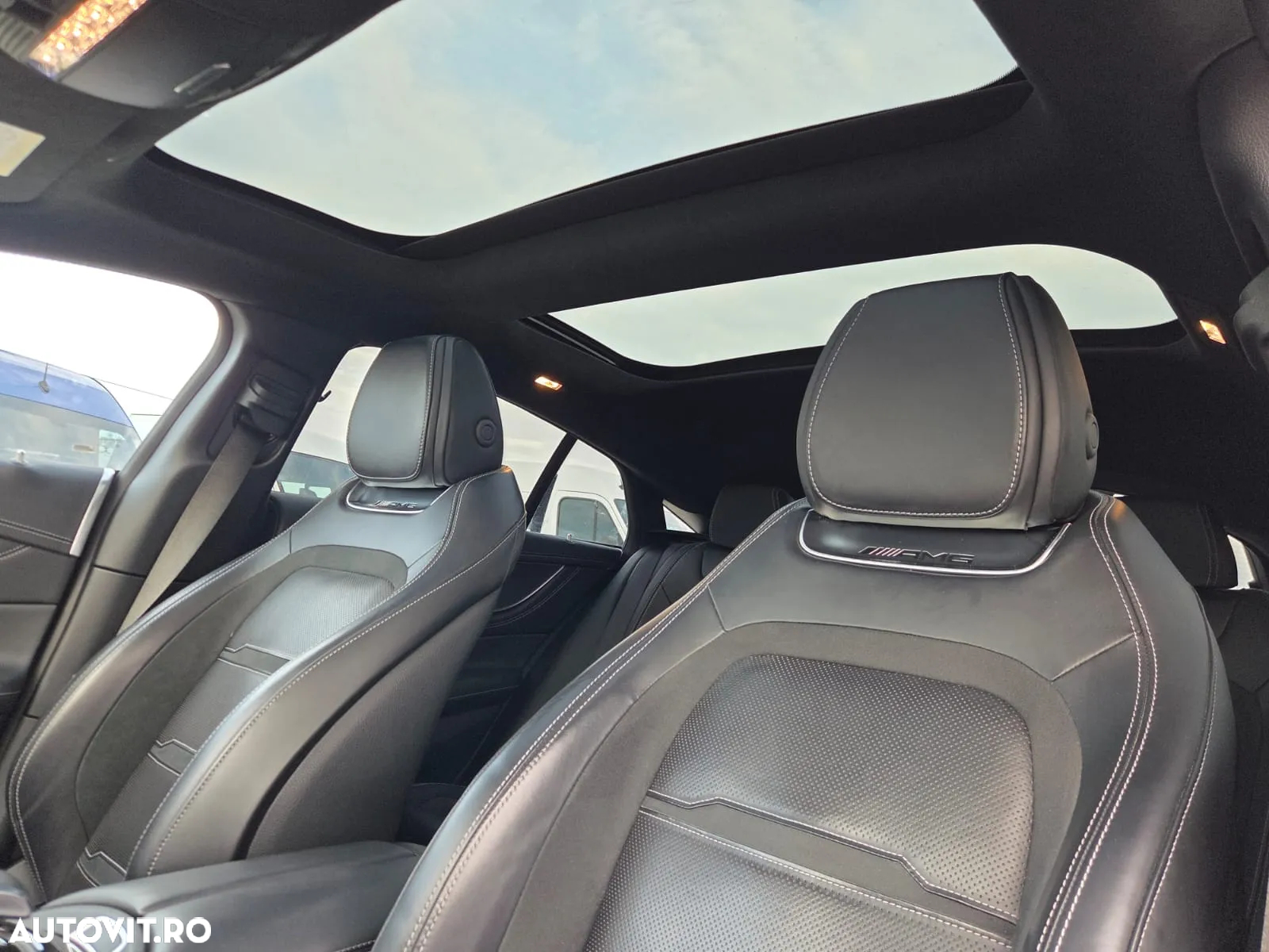 Mercedes-Benz AMG GT 53 4MATIC+ MHEV - 25