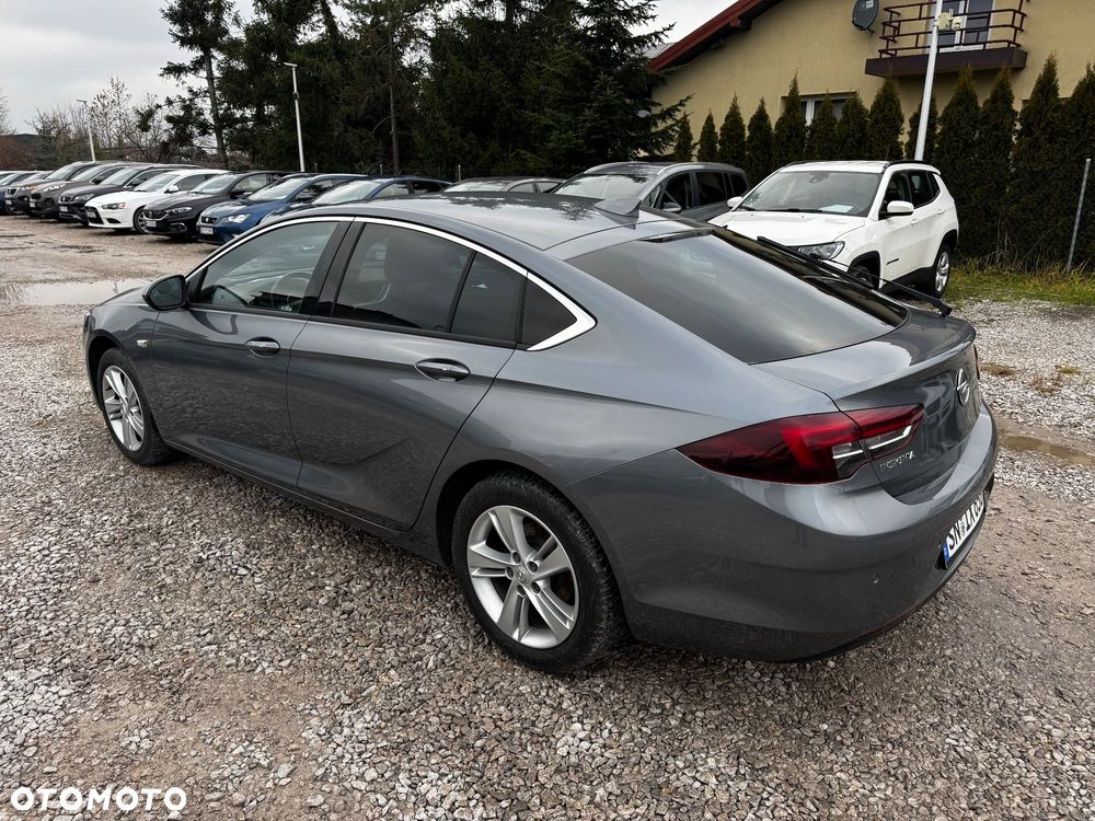 Opel Insignia 1.5 T Enjoy S&S - 16