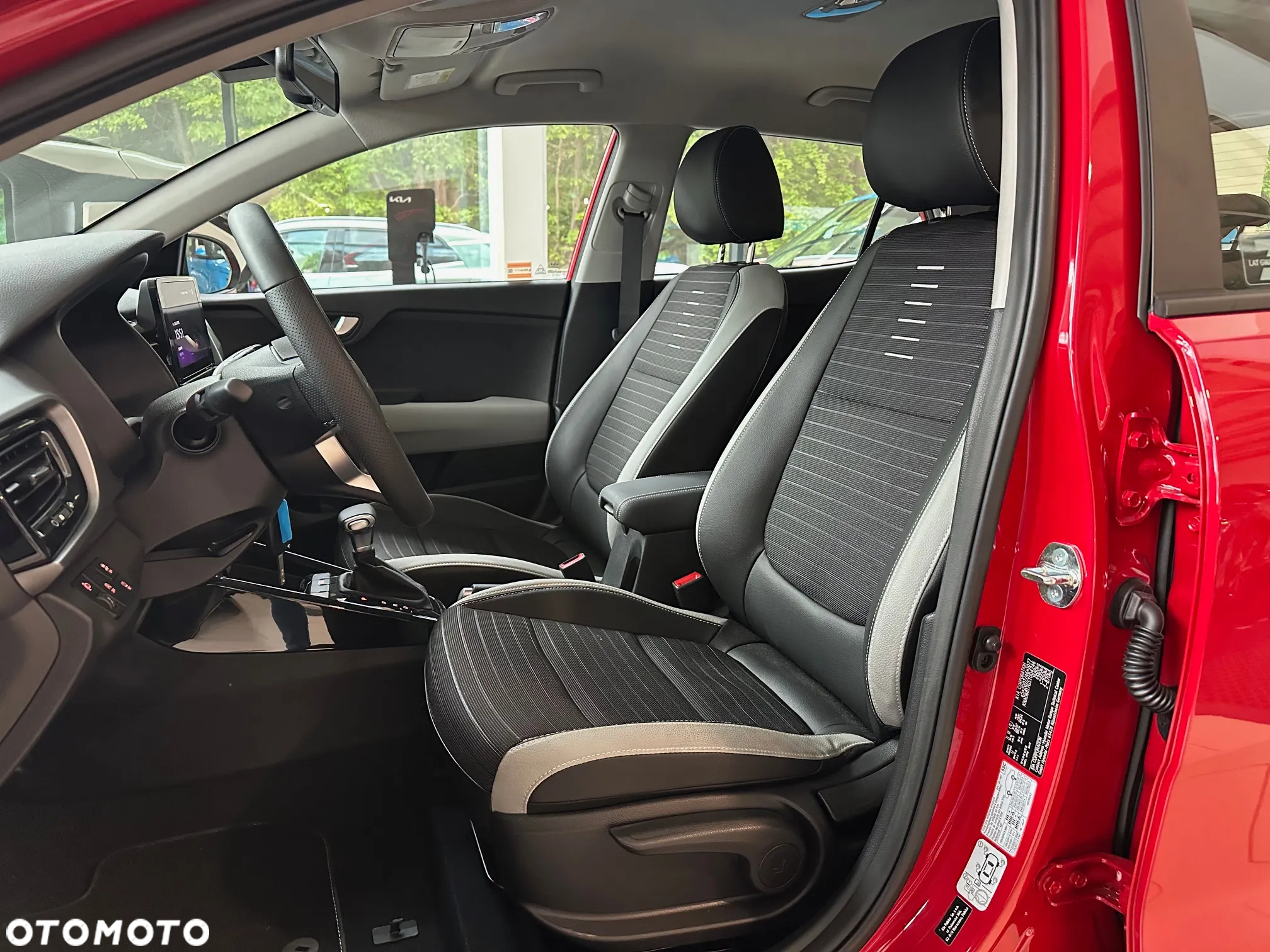 Kia Stonic 1.0 T-GDI L DCT - 11