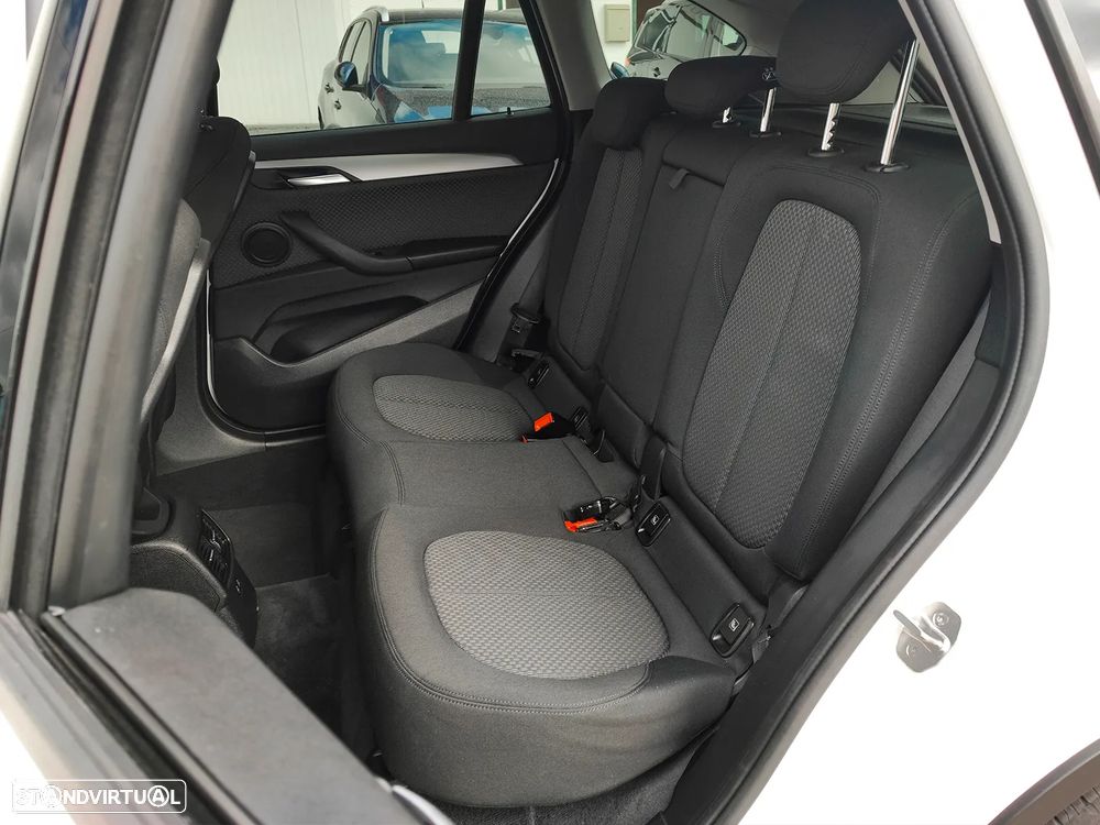 BMW X1 sDrive18i Advantage - 15