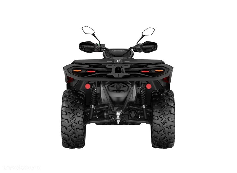 Can-Am Outlander - 6