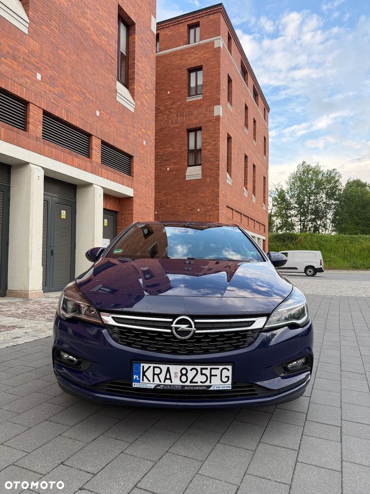 Opel Astra 1.6 T Enjoy S&S - 8