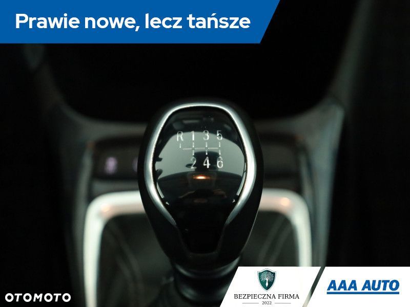 Opel Crossland X - 13