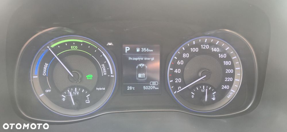 Hyundai Kona 1.6 GDI DCT Premium - 13