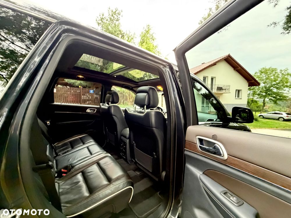 Jeep Grand Cherokee 3.0 CRD Overland Summit - 31