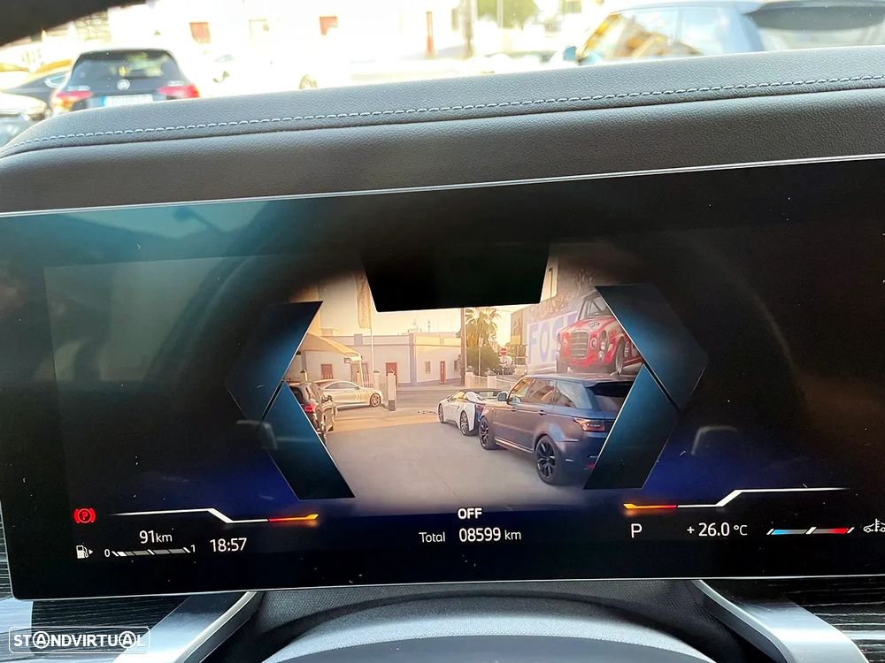 BMW 740 d xDrive Pack Desportivo M - 16
