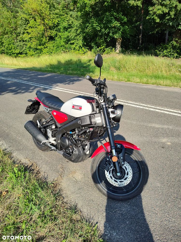 Yamaha XSR - 18