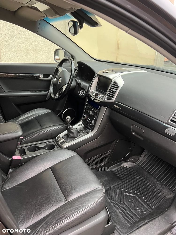 Chevrolet Captiva 2.2 D LS FWD - 6