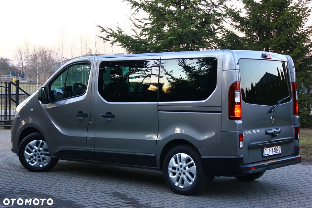 Renault Trafic 2.0 dCi - 6