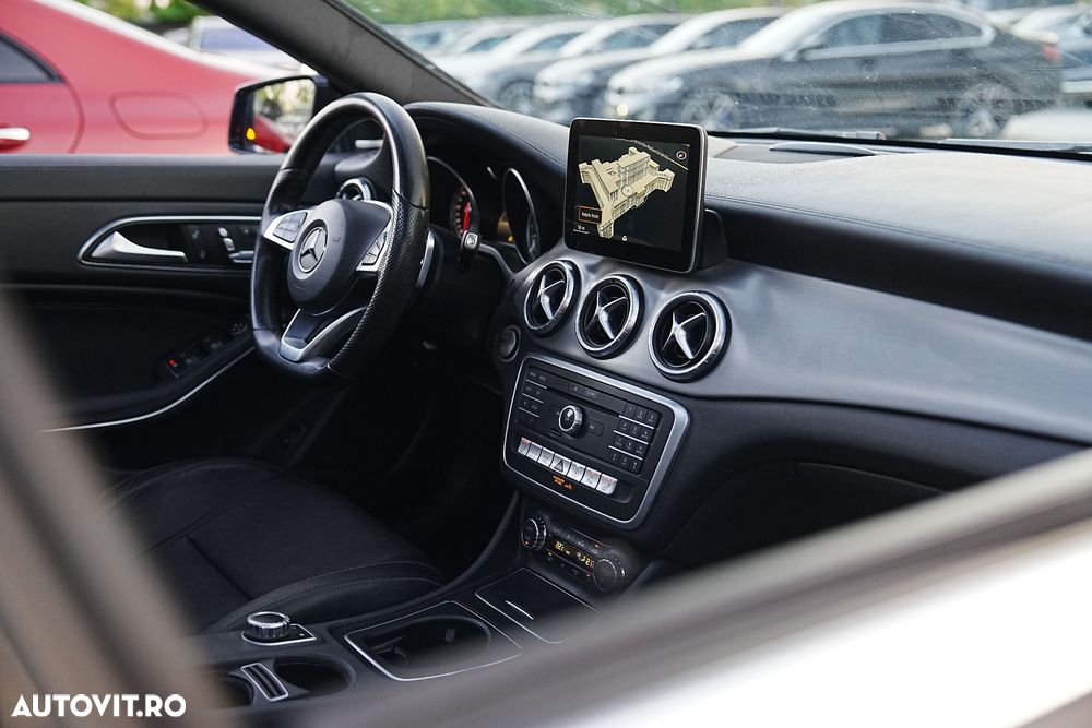 Mercedes-Benz CLA 250 4MATIC 7G-DCT Sport - 25