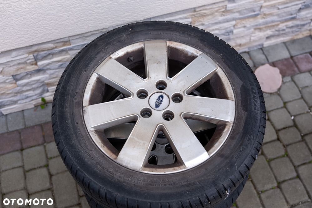 Ford Mondeo 1.8 Ambiente - 18