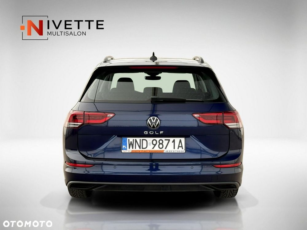 Volkswagen Golf - 10