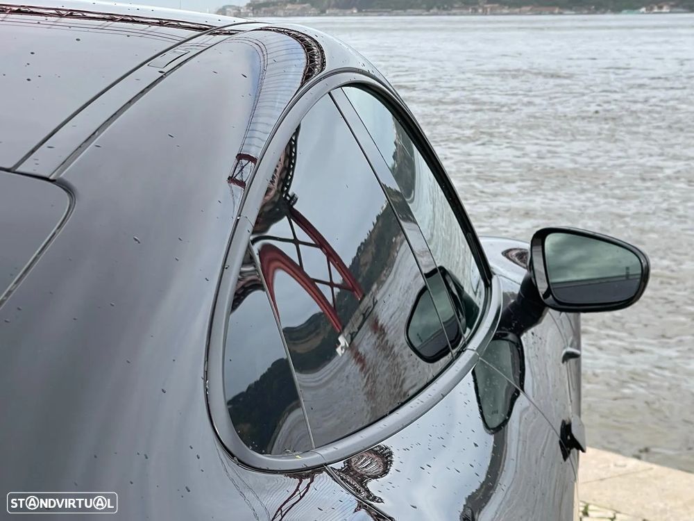 Porsche Taycan Standard - 2