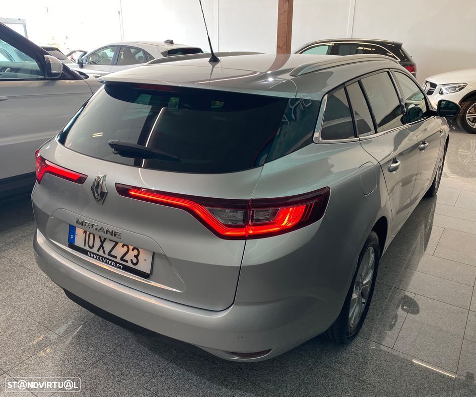 Renault Mégane Sport Tourer 1.5 Blue dCi Limited J17 - 3