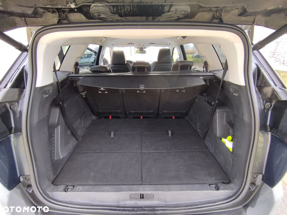 Peugeot 5008 HDI 150 Allure - 19