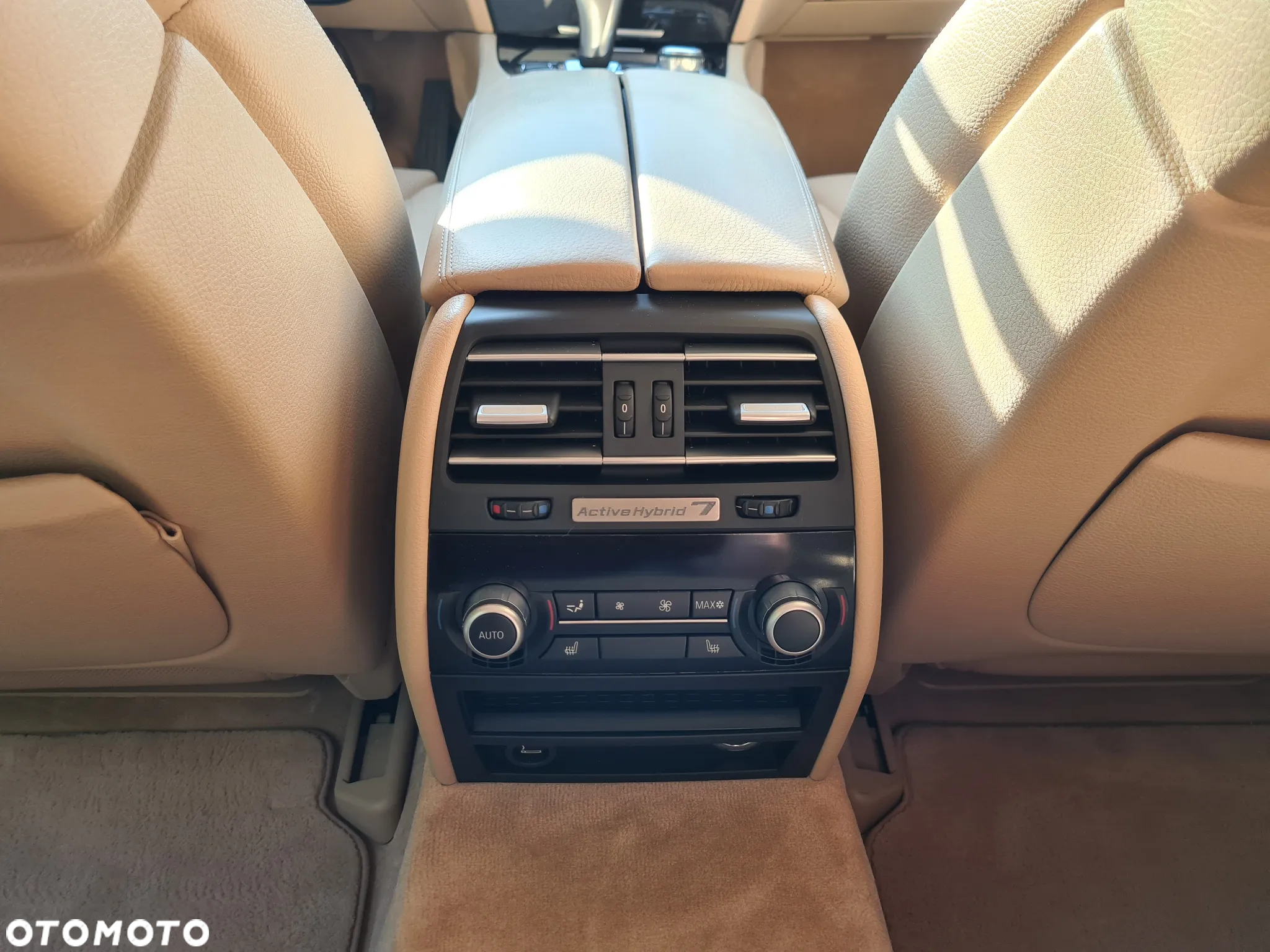 BMW Seria 7 ver-activehybrid - 23