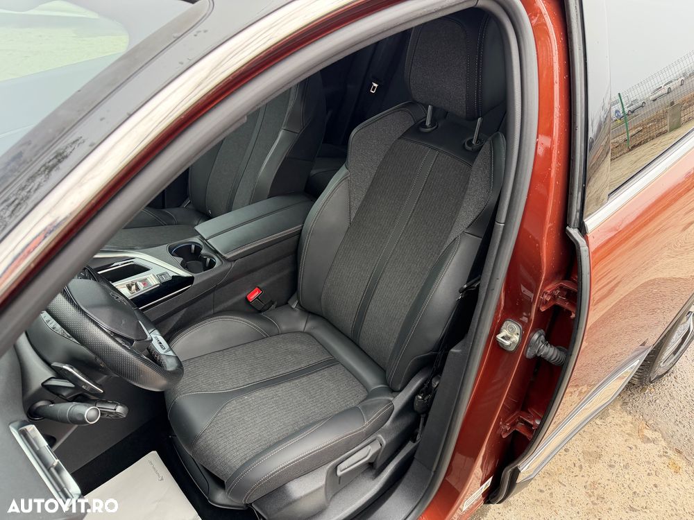 Peugeot 3008 1.5 BlueHDI S&S EAT8 GT-Line - 13