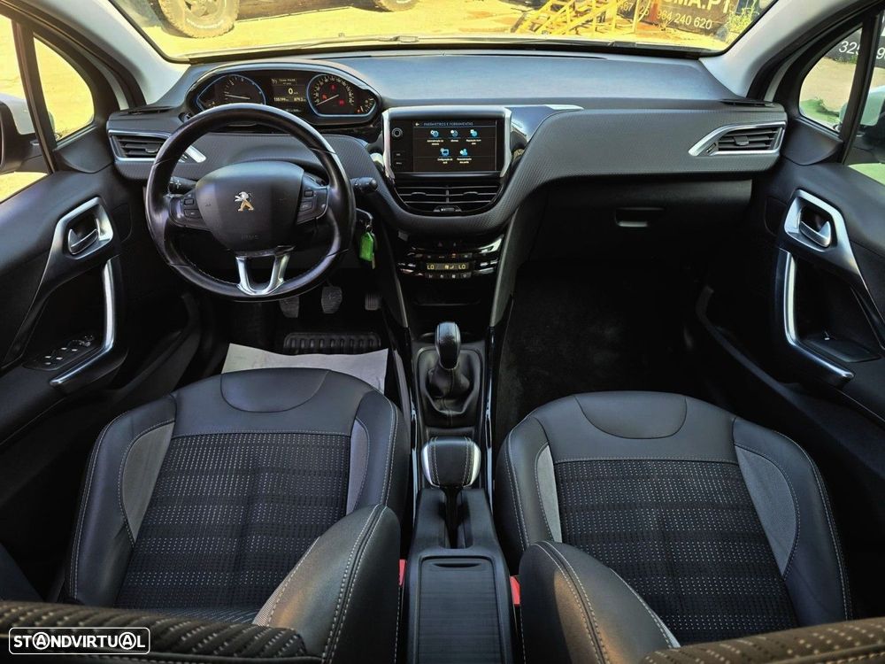 Peugeot 2008 1.6 BlueHDi Allure - 16