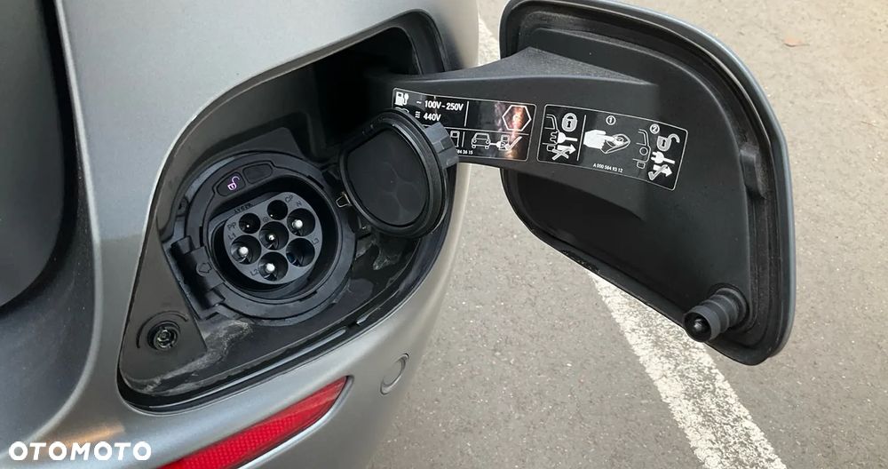 Mercedes-Benz Klasa E 300 de PHEV 4-Matic Avantgarde 9G-Tronic - 17