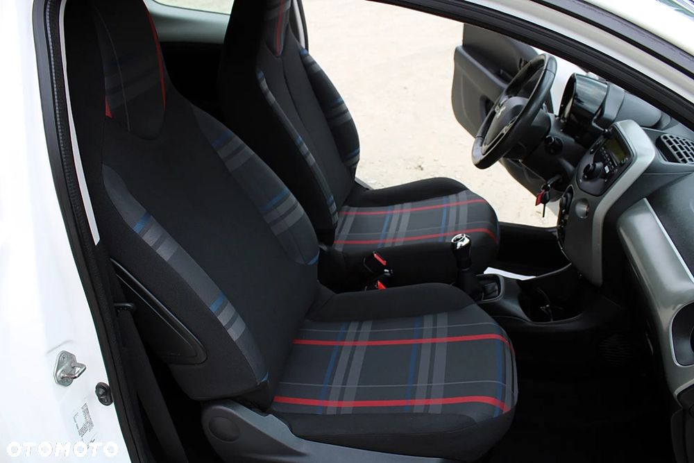 Peugeot 108 - 20