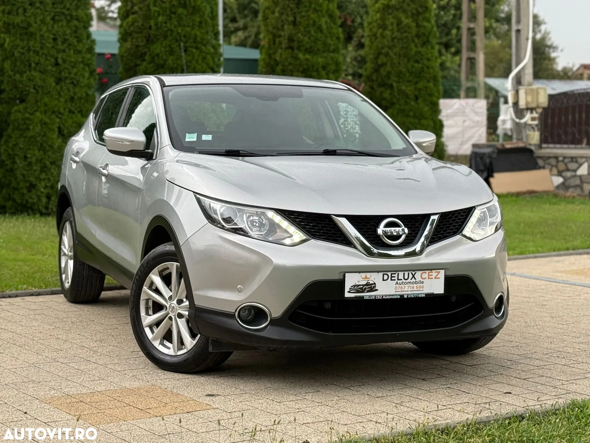 Nissan Qashqai 1.5 DCI Start/Stop N-Connecta - 2