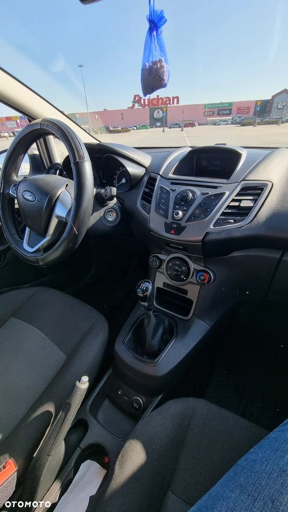 Ford Fiesta - 2