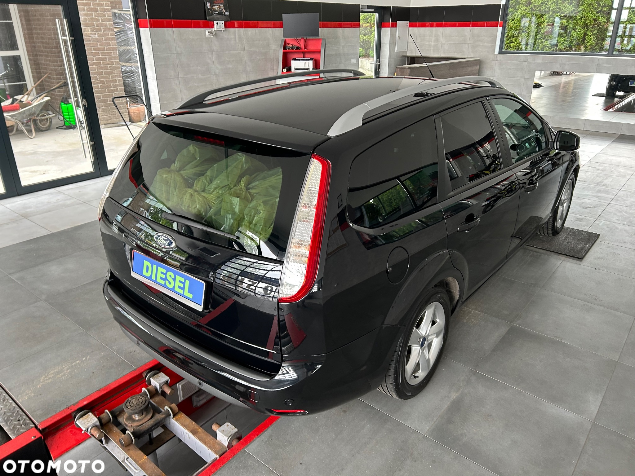 Ford Focus 1.6 TDCi ECOnetic 88g Start-Stopp-System Titanium - 9