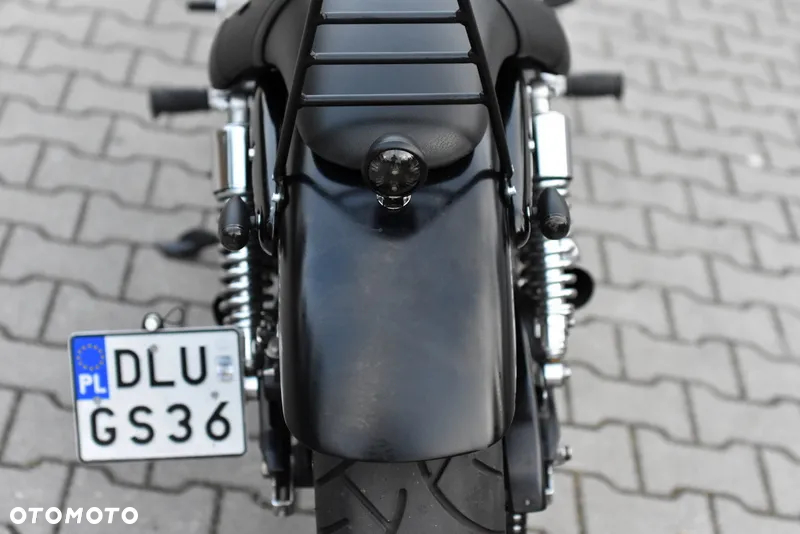 Triumph Speedmaster - 10