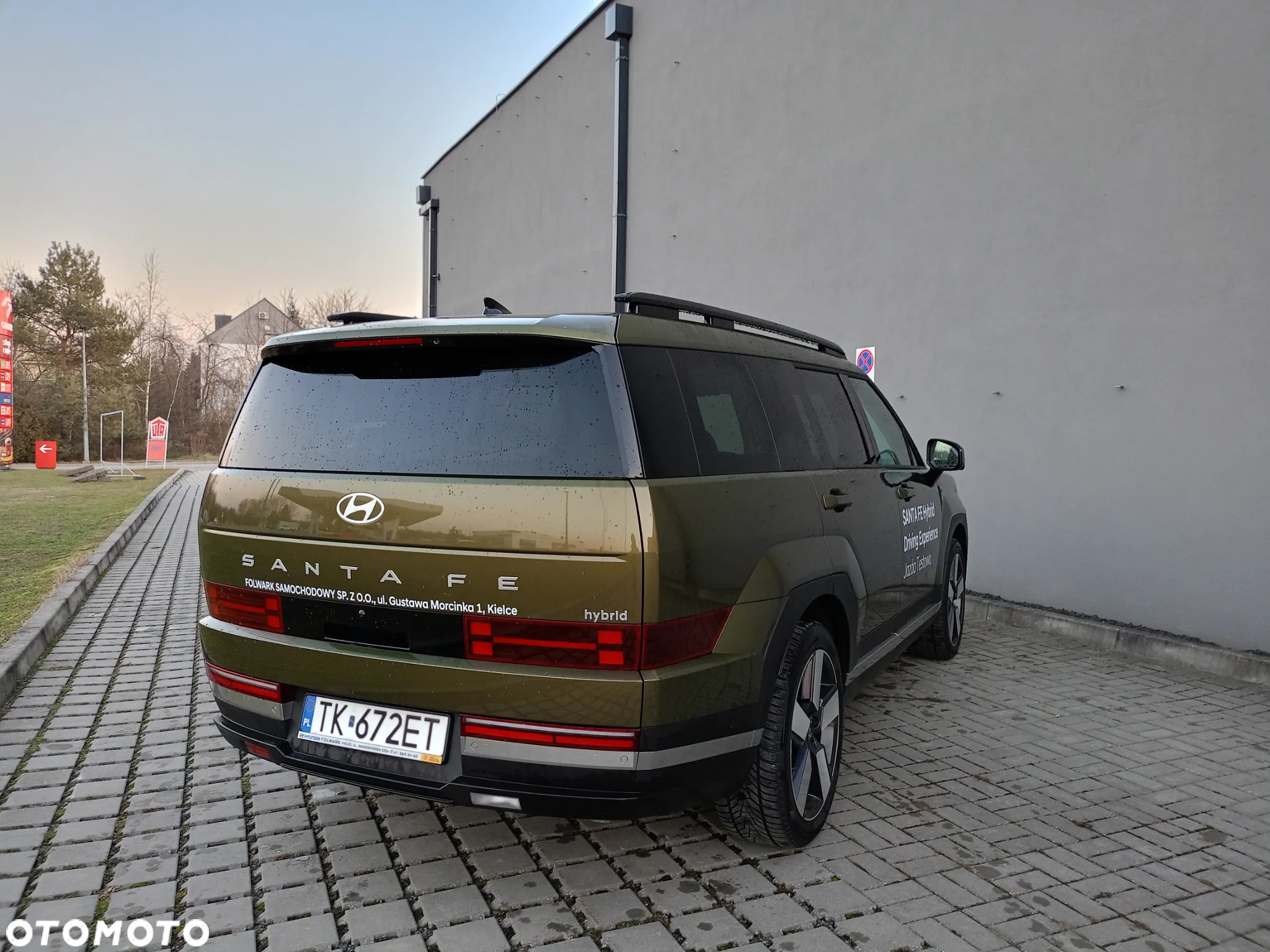 Hyundai Santa Fe ver-1-6-t--gdi-hev-platinum-4wd - 4
